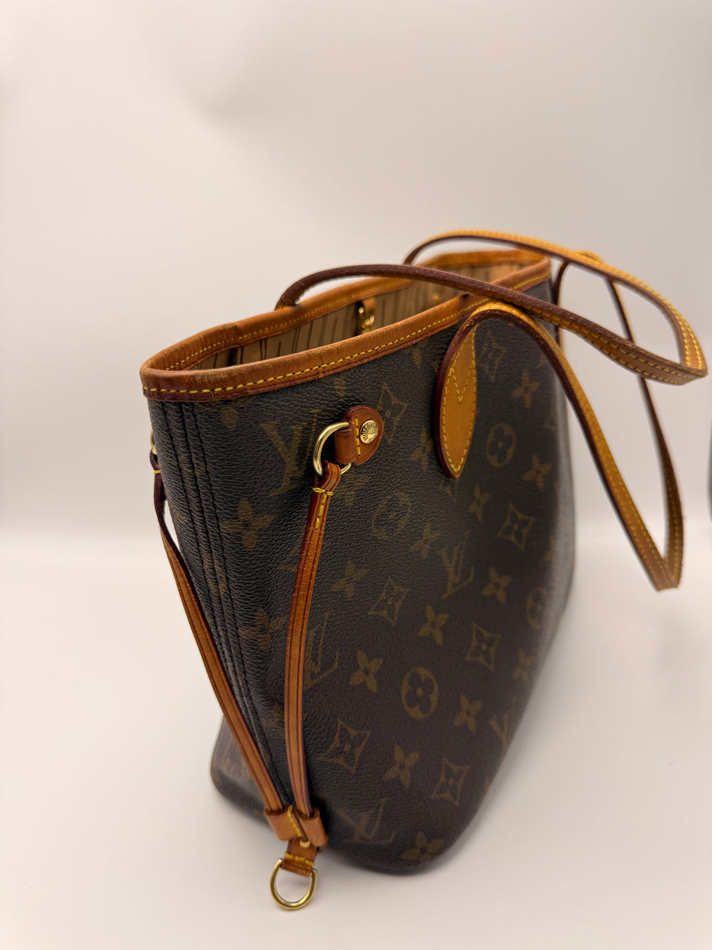 Louis Vuitton neverfull pm