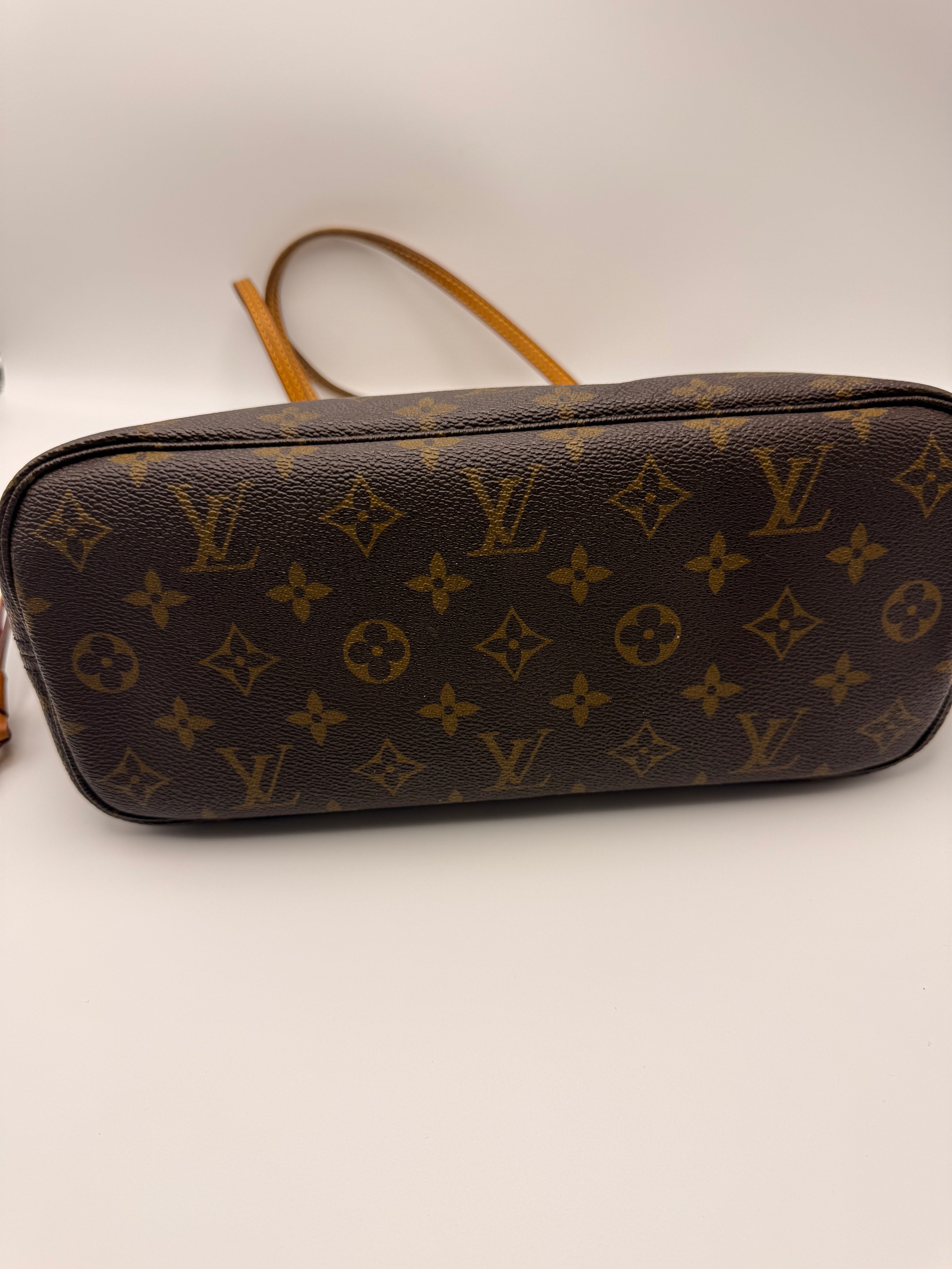Louis Vuitton neverfull pm