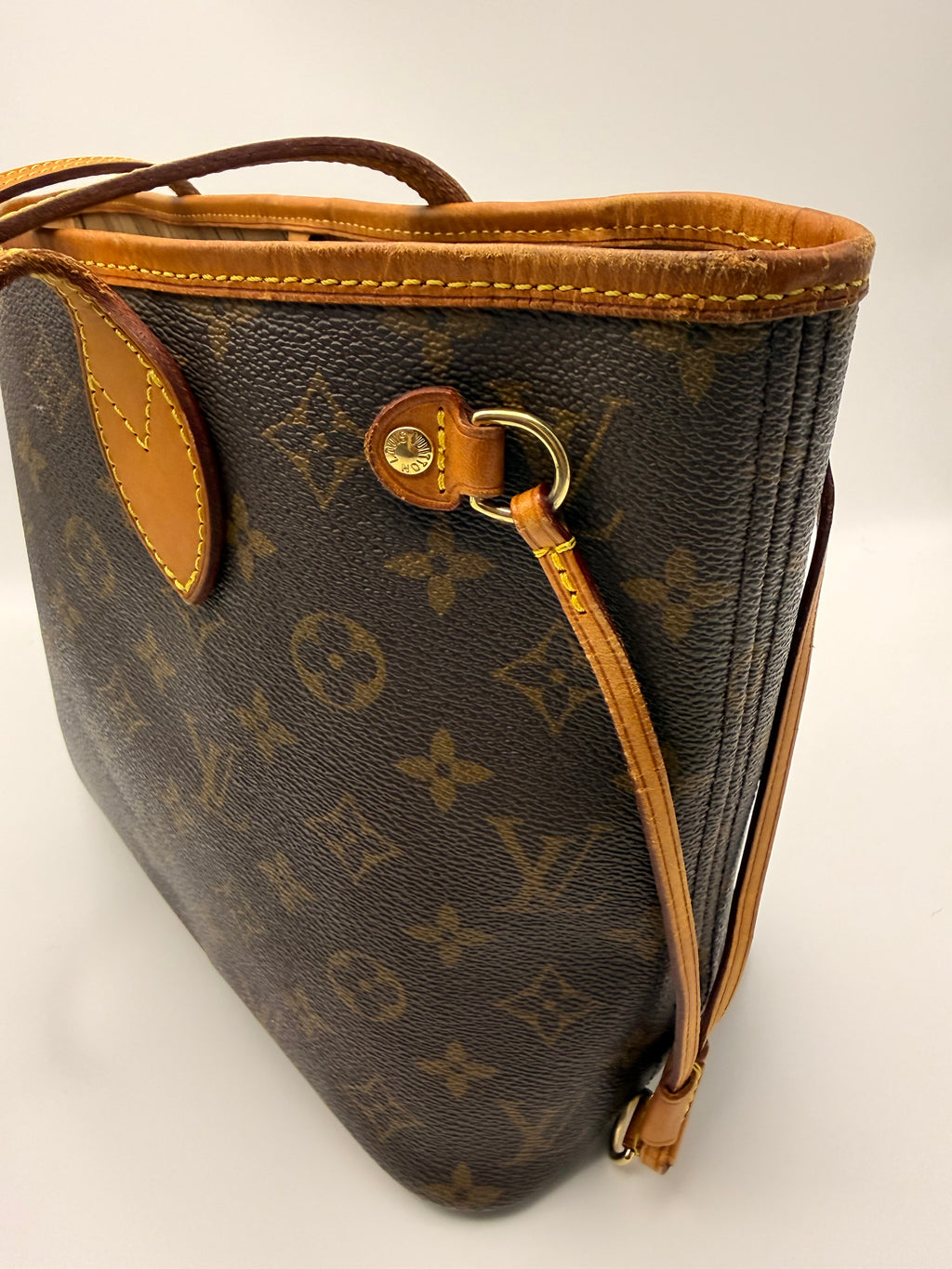 Louis Vuitton neverfull pm